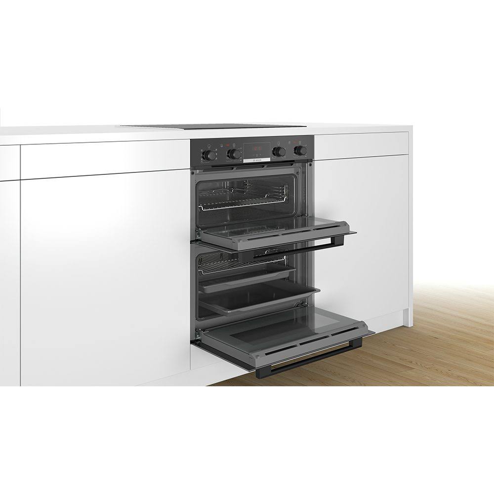 Bosch Built Under Electric Double Black Serie 4 | Oven