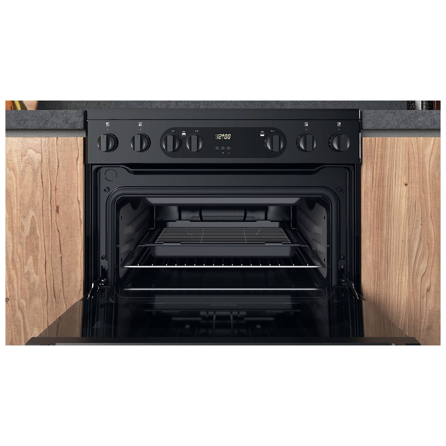 Hotpoint HDM67V9CMB 60 cm Electric Ceramic Cooker - Black